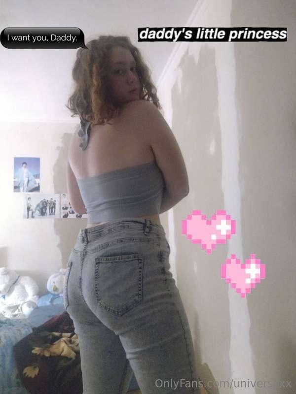 💞💞 @queen_charly 💞💞 @queen_charly 💞💞This chubby girl is bore..