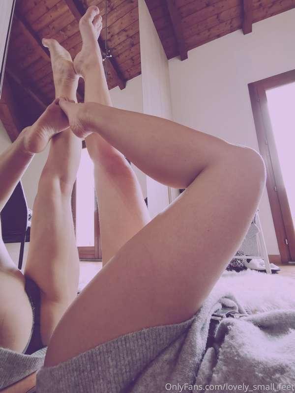 Long legs never fails 🔥 do you wanna join me? 🔥