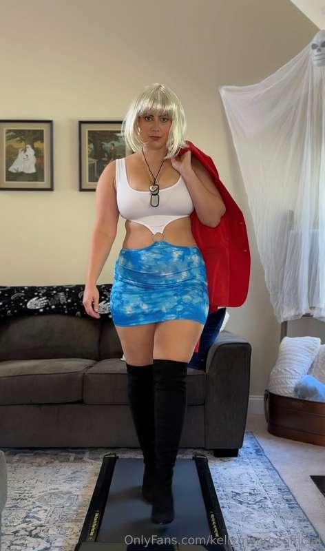 kellymonroeofficial image #3