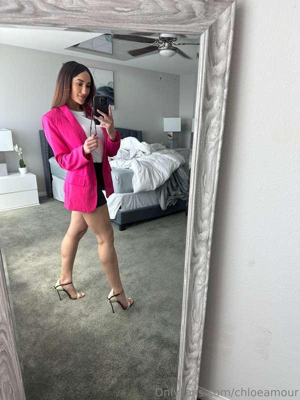 Do you think I have sexy legs? 🦵🤔