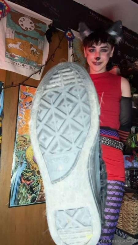 uh oh! animatronic gone rogue!! 

Roxanne Wolf cosplay