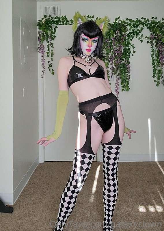 I hope everyone is having a good day! Like this post to show..