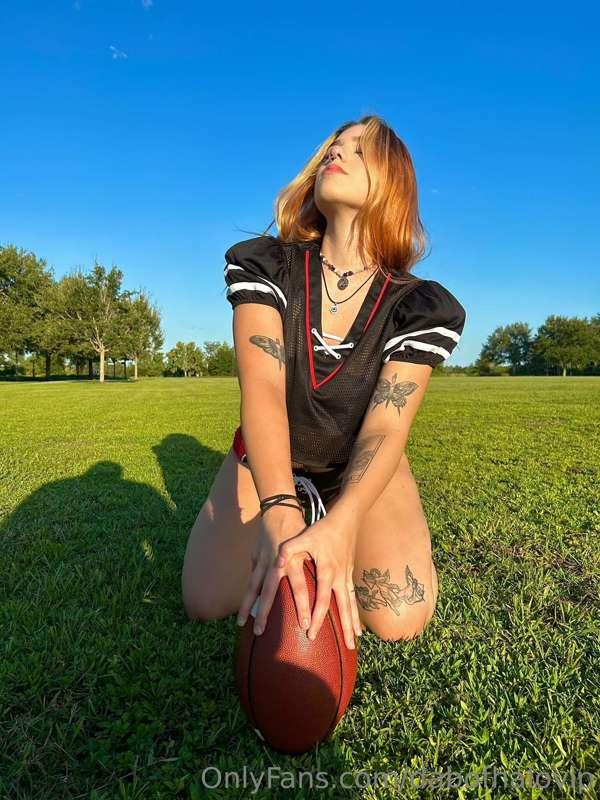 I’d take your soul while you watch the game🤪
