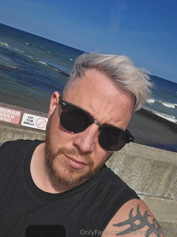 Love a walk along sunderland beach... anyone ever had sex on..