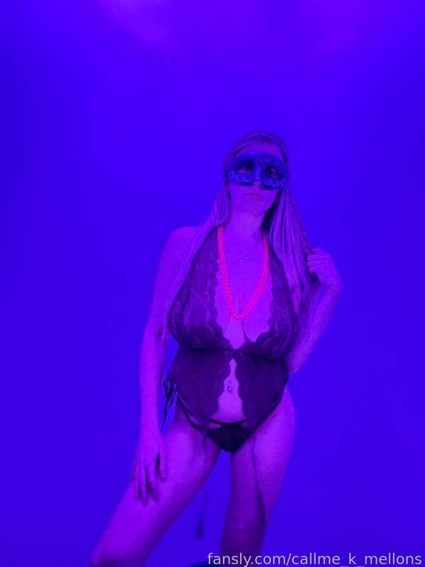 callme_k_mellons image #1