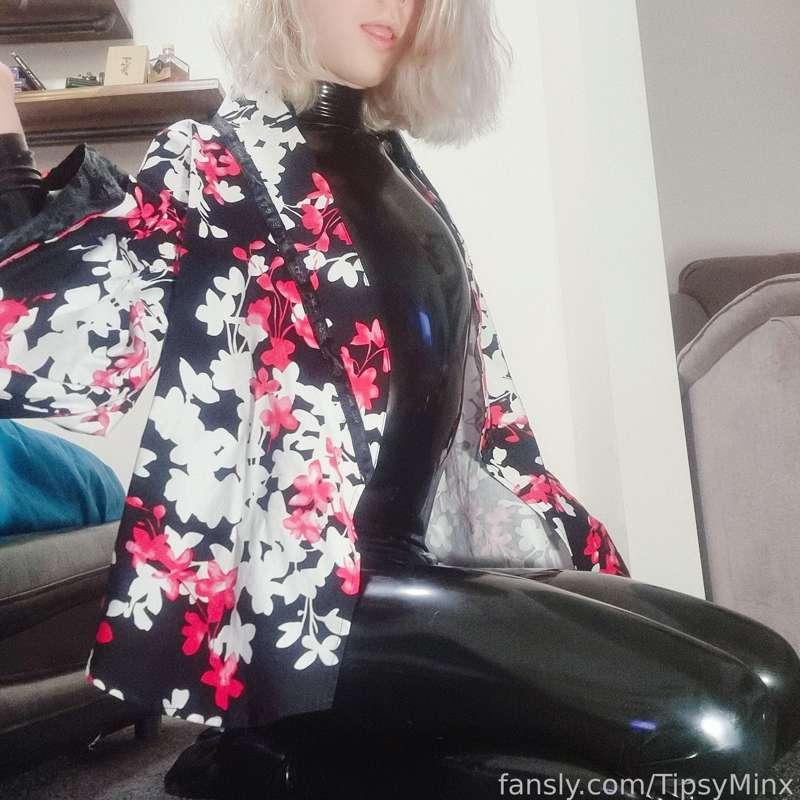 tipsyminx image #45