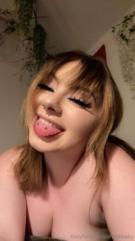 😝😊I need some serious male attention atm😝☺️
