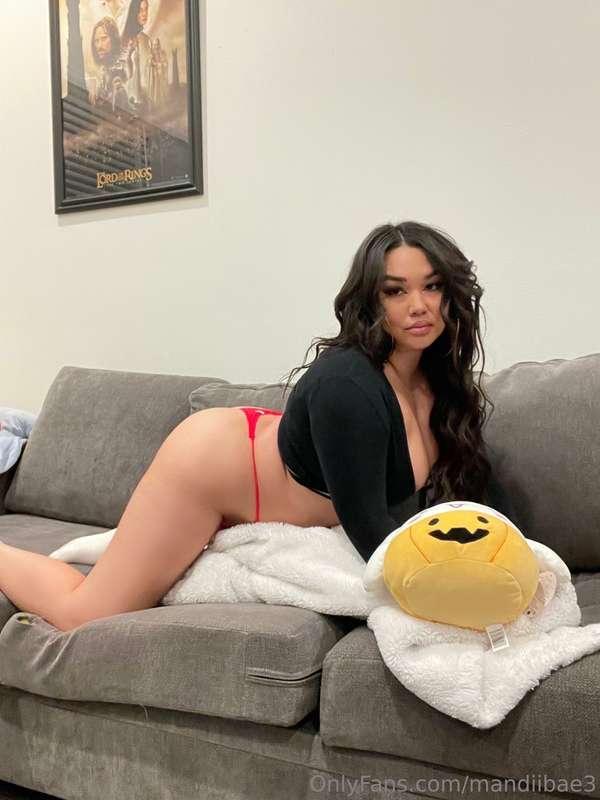 let’s get cozy🦇💋