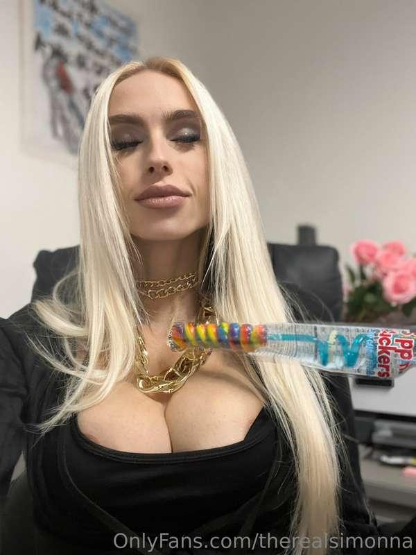 🍭🫦