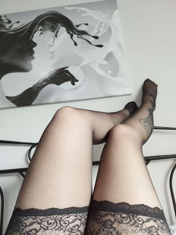 Na meine Lieben😘, was meint ihr was ich außerdem noch anhabe..