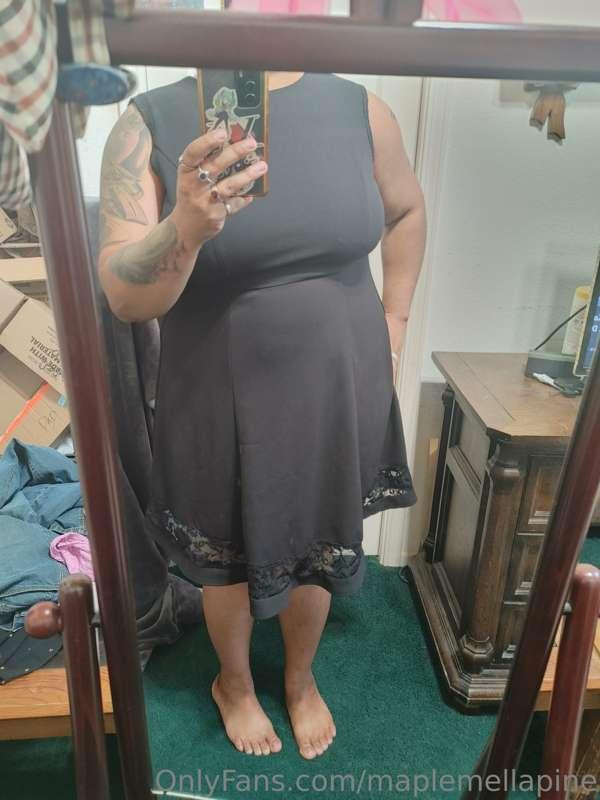 A little black dress, SFW version🖤