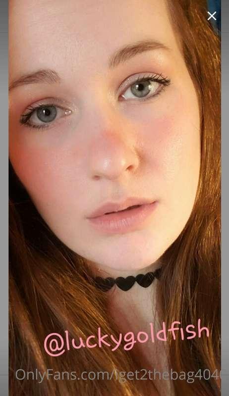 1ST ROUND BEST EYES!!! Vote for best eyes!!!🏆🏆🏆🏆🏆🏆

Contesta..
