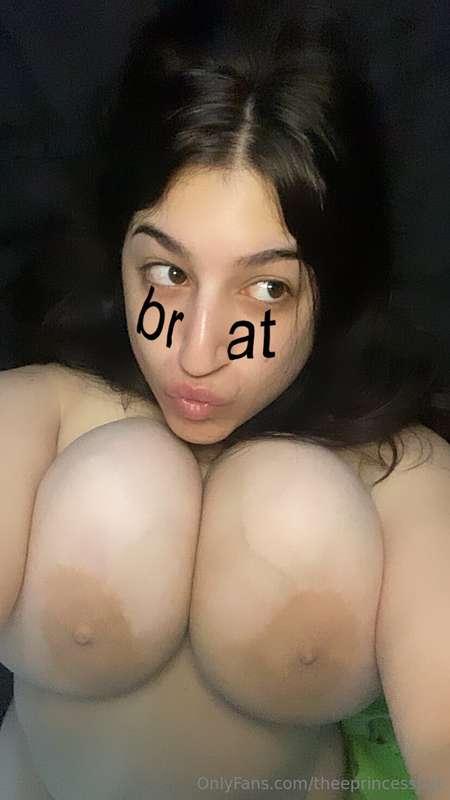 theeprincessnat image #0