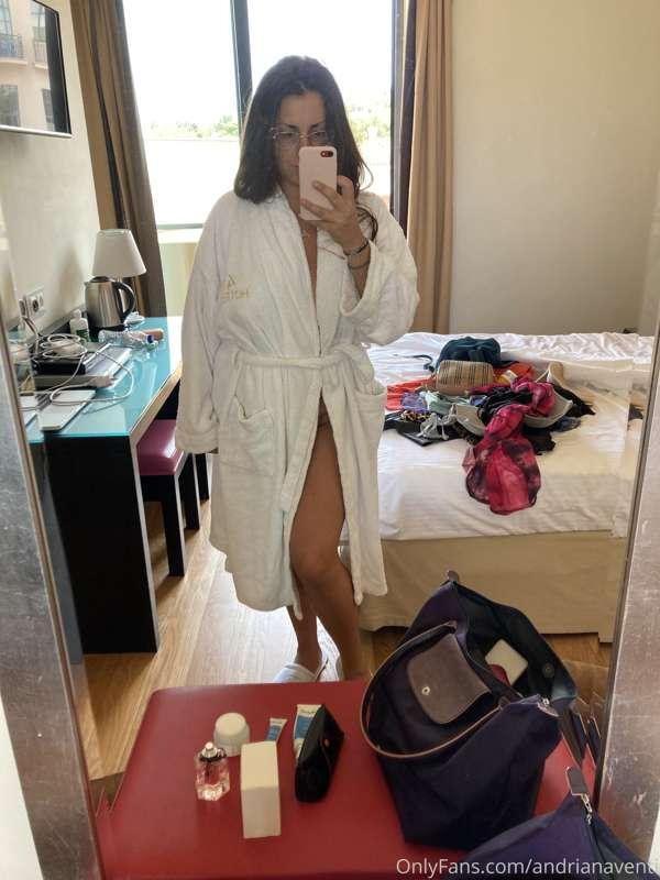 I love when hotels offer bath robes 🧖🏼‍♀️👑