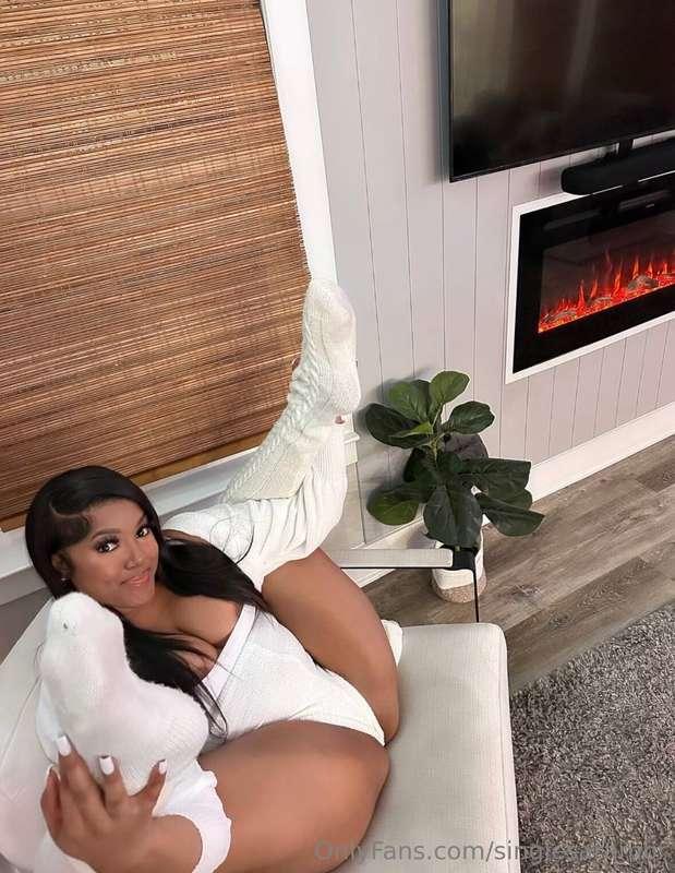 singlesaramor image #5