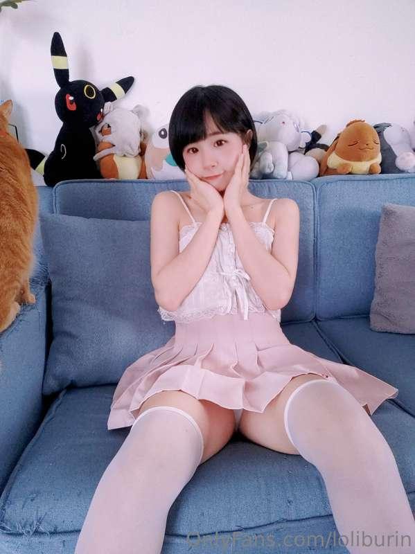 petiteburin image #1