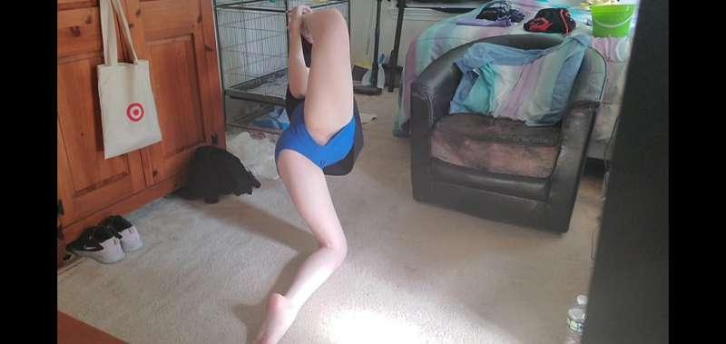 Leg stretch 
