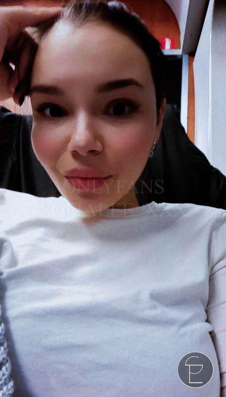 sofialee_xxx_free main image