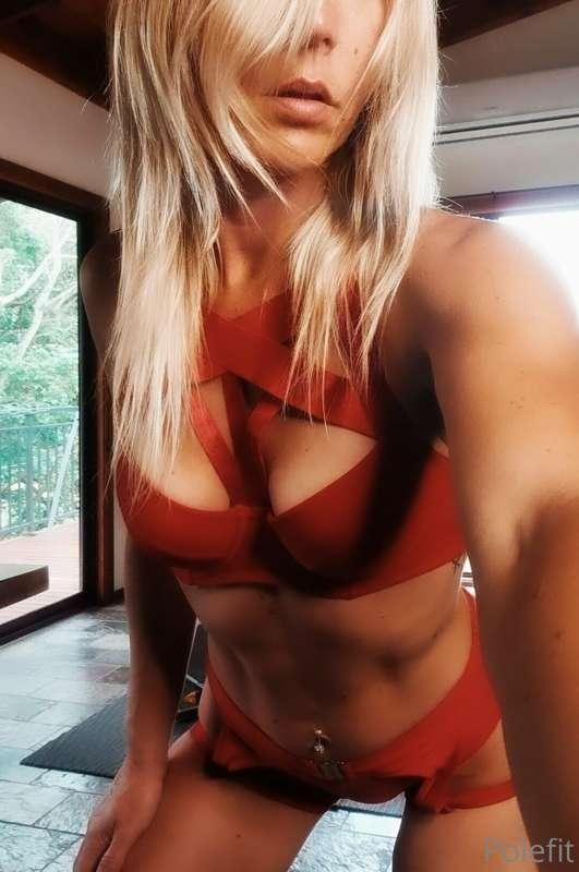 **Treat yourself and treat me** 💋