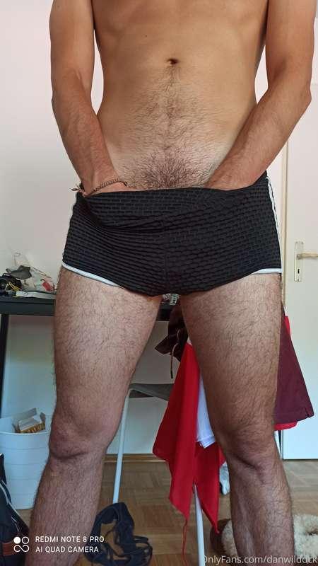 Hey daddy, do you want to see me from closer? 😈😋🥒. Tip the p..