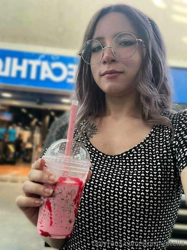 Do you think I'm shy in life? 🦄🤭🫣