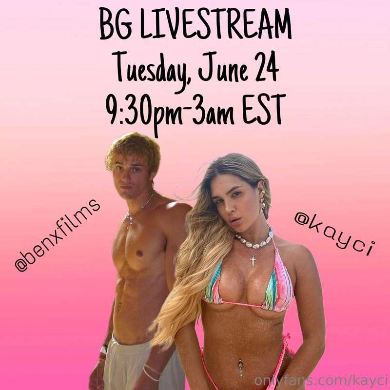 LIVE BOYGIRL SHOW RIGHT NOW TILL 3am EST on @thefanvan !! & ..