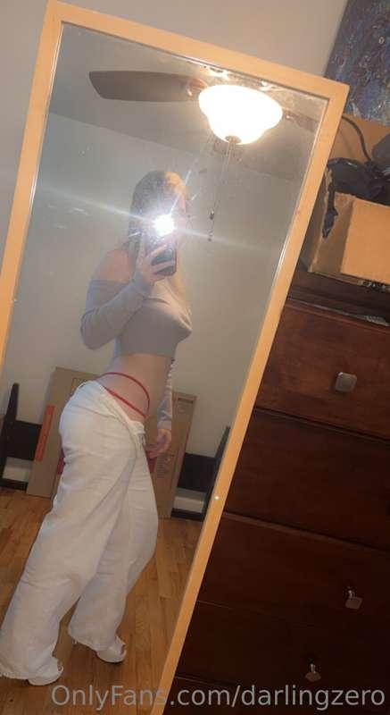 Titties or ass? 🍑🍒