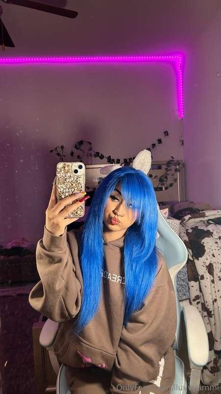 I think blue is my color