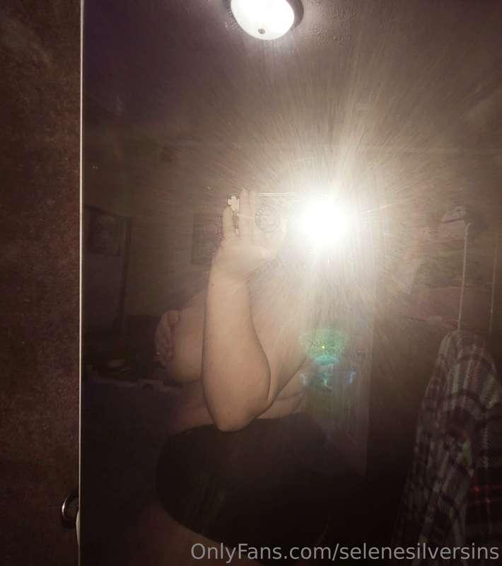 Fun in the mirror 🥰