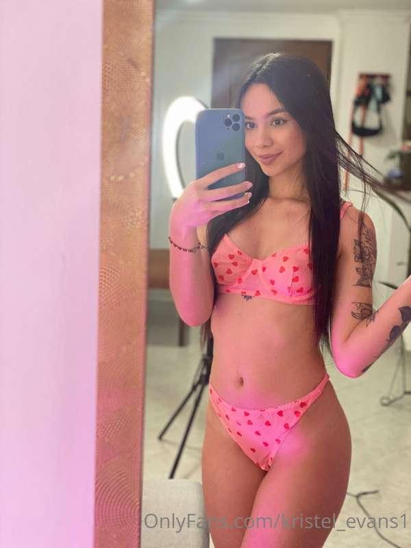 kristel_evans1 image #0
