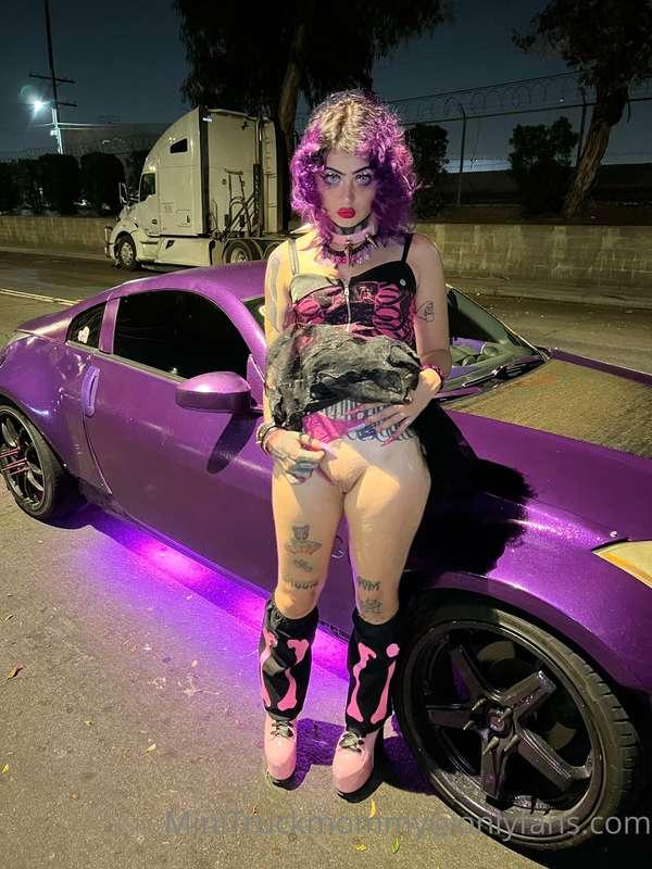 We outside 🤪💜
