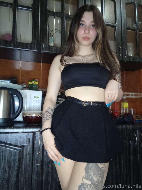 I bought myself a new top and skirt, how do I look? 😁