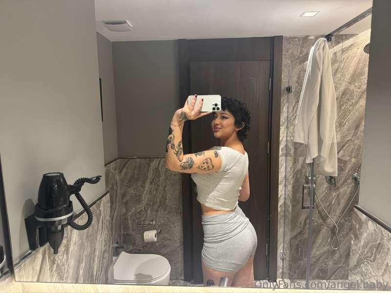 booty shorts all day