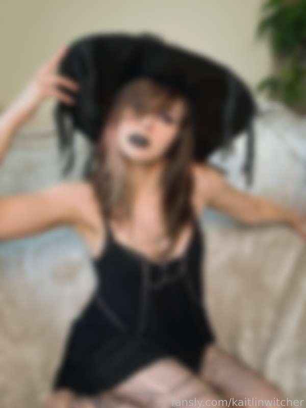 kaitlinwitcher image #0