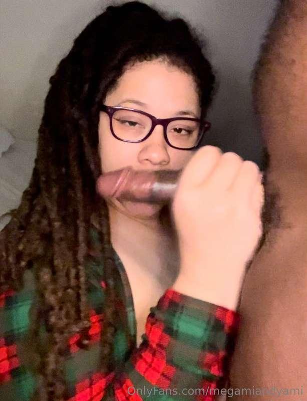 Will you cum on my face while you watch my new video too? We..