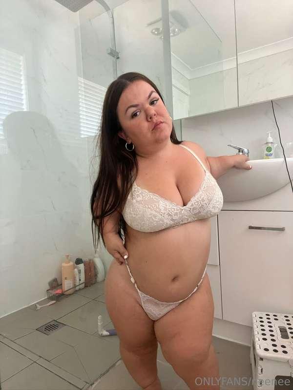 I’ve got so many new pictures to show you 😈