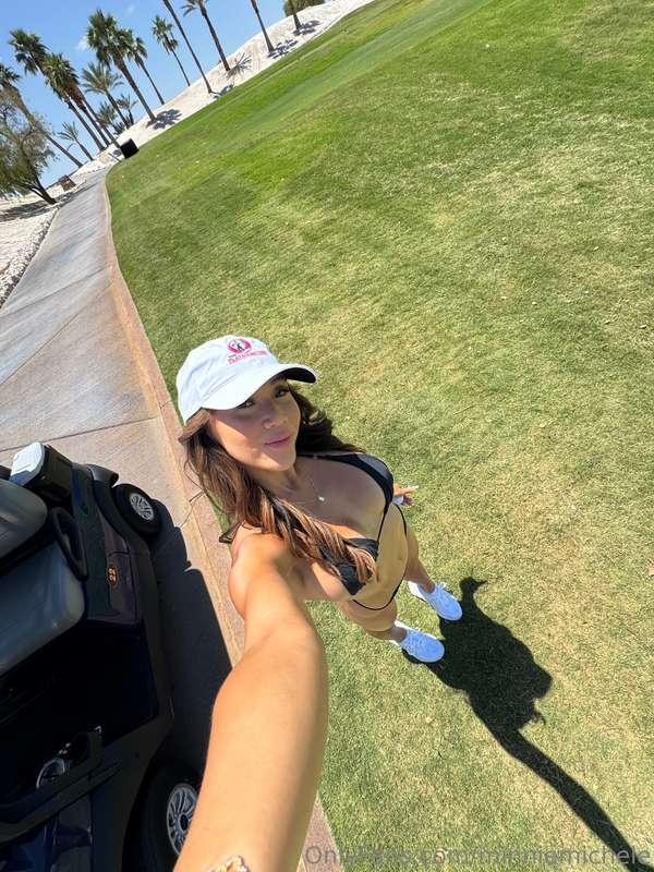can i be your caddie and see your stroke game? 🤭😉