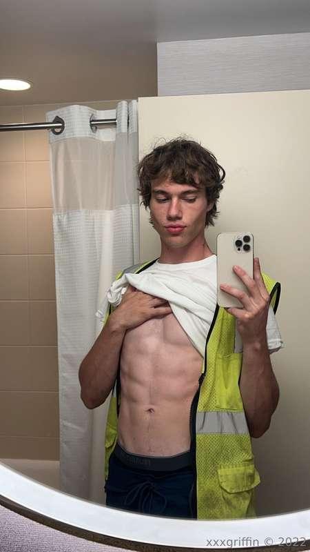 xxxgriffin image #0