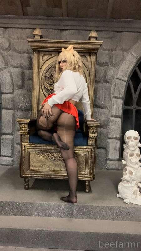 Some lewd neco arc and pantyhose fetish content :3