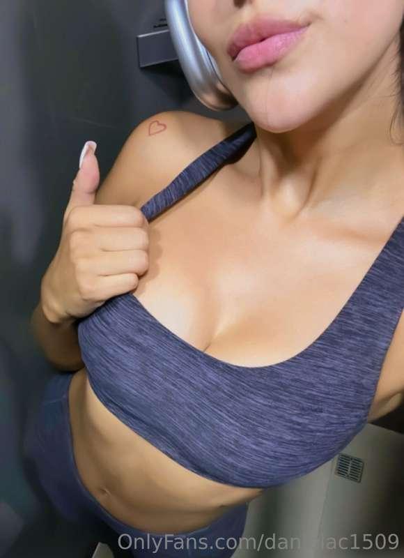 Después de el gym 🥵🔥
After the gym 🥵🔥