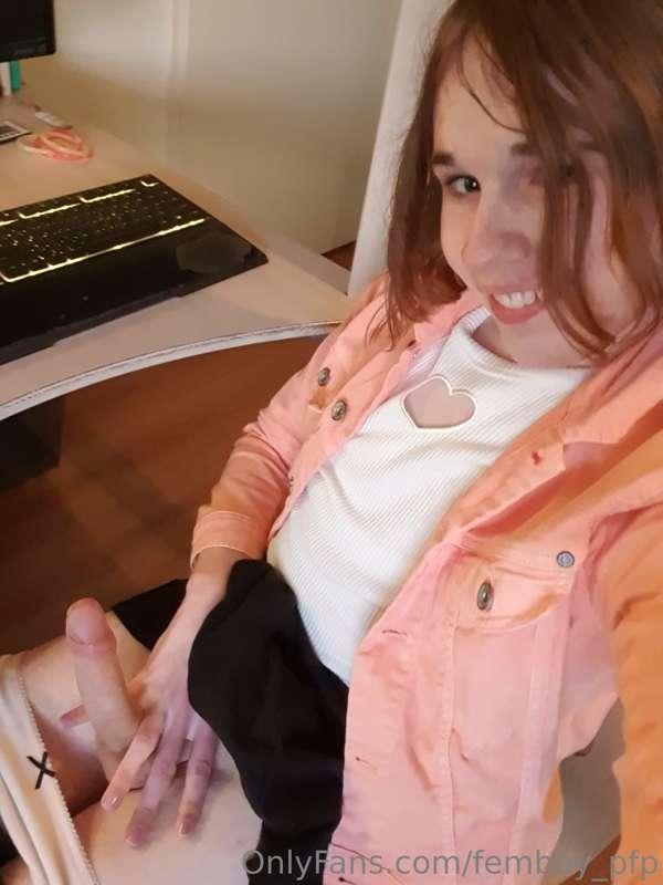 femboy_pfp image #4