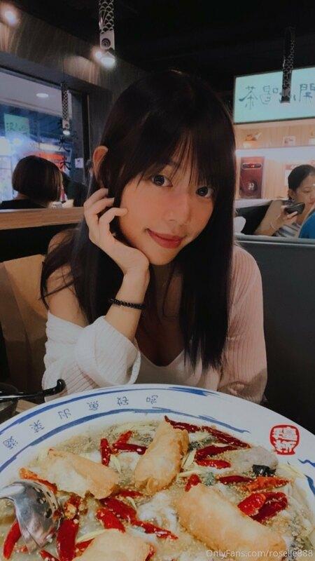 很想跟你一起吃飯 😊💕 I really want to have dinner with you ❤️