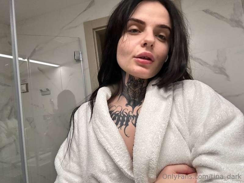 When I'm really bored, I love to take a bath, would you like..