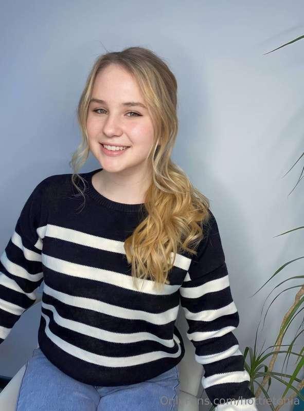 😈She @natalie_soulmate is free today for you😈*FREE* Busty ho..