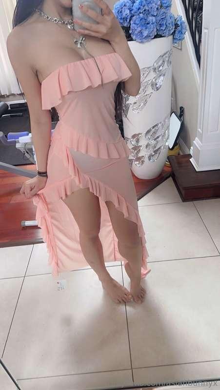 ready to rip this dress off? 🥰