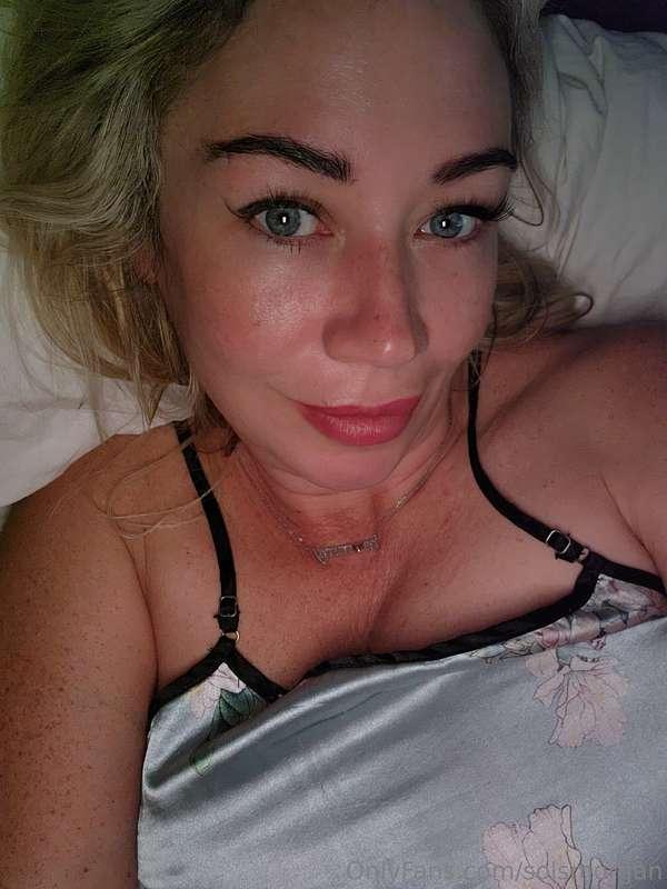 Missed ya last night! Whatcha got planned for today? I am wo..