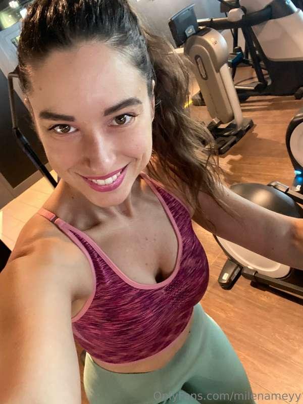 Erste Cardio - Session für heute erledigt...Mal sehen ob heu..