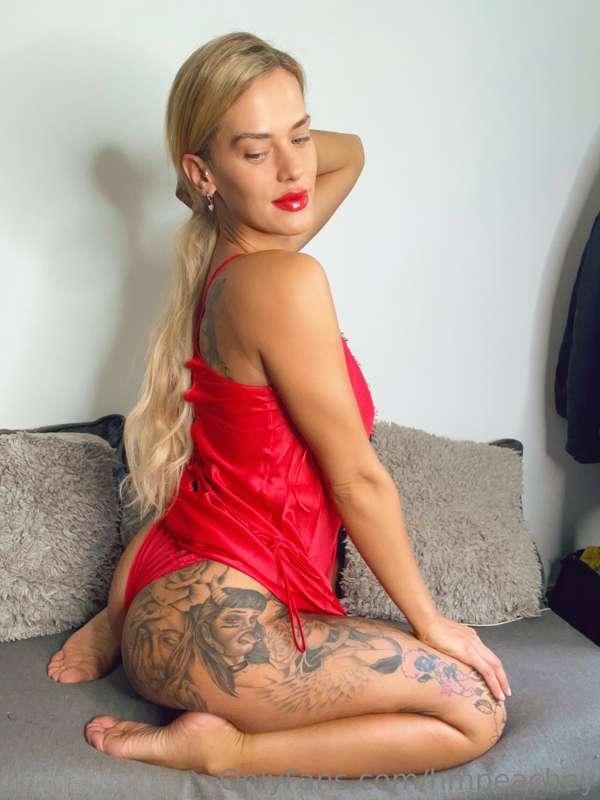 Lady in red ❤️