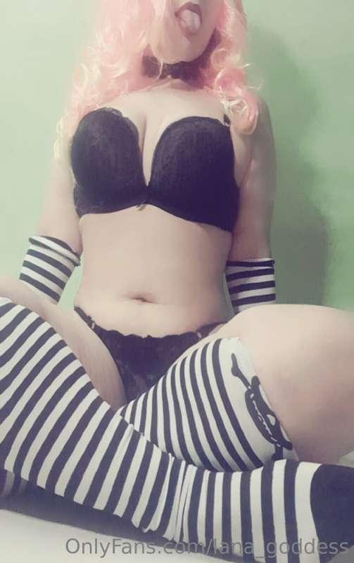 Honey I'm thirsty 🙊I want to get your milk💦