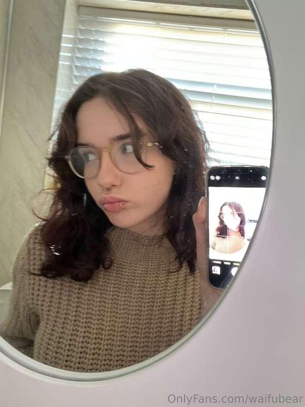 What do we think of the glasses? 👓